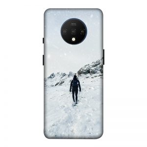 Trekker in Snow OnePlus 7T Mobile Cover