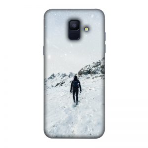 Trekker in Snow Samsung Galaxy A6 Mobile Cover