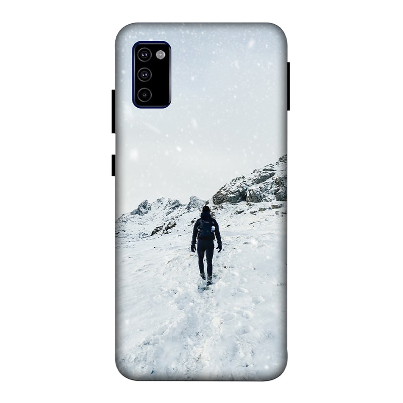 Trekker in Snow Samsung M51 Mobile Cover