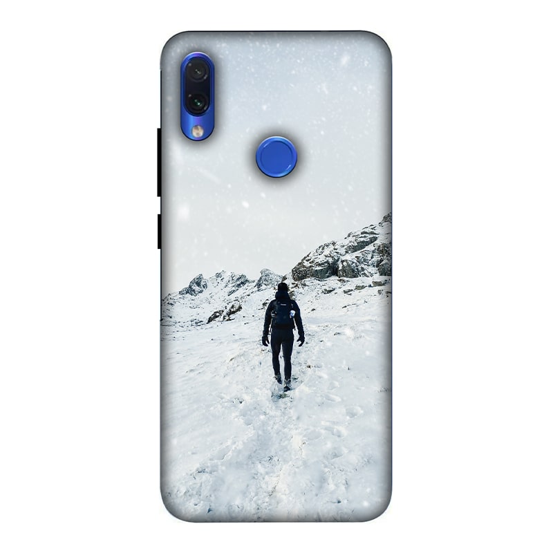 Trekker in Snow Redmi Note 7 Mobile Cover