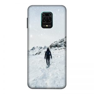 Trekker in Snow Redmi Note 9 Pro Mobile Cover